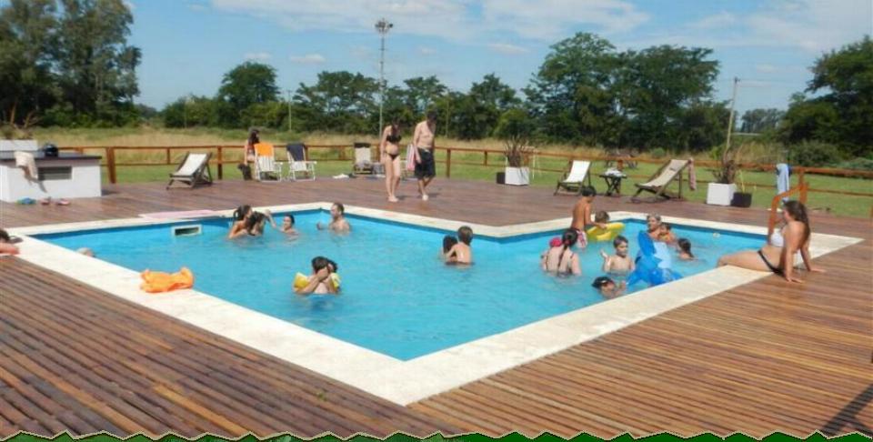 iniciarse al campamento, base, acampada, camping, acampar, camper, refugio, dormi, donde dormir,  caba&ntilde;a, hospedaje, donde hospedarse, hotel barato, ambiente, sala de maquinas, exclusivo, exclusividad, camping de lujo, glamping argentina, relax, relajarse, relajacion, siesta, tranquilidad, sosiego, estancia, pasto, aire, acondicionado, desayuno, mate en la cama, pileta, sombrilla, colchoneta inflable, fin de semana, week end, sabado, domingo, feriado, fin de semana largo, feriado puente, salida, parejas, turismo rural, viaje, viajecito escapada, viajeta, cerca, capital, pocos km, costa atlantica, autopista zona sur, lobos, ca&ntilde;uelas, san miguel del monte, uribelarrea, udaondo abott, campo, fogon, bolsa de dormir, linternas, mosquitero, pesca, paseos en globo, planeadores, alquiler cuatriciclos, cabalgatas, cabalgar, caballos, parque4x4, smata, maximo paz, vicente casares, ezeiza, horno de barro, asado, amigos, familia, chicos chicos, peque&ntilde;os, primera experiencia, naturaleza, verde, salir a pescar, hacer un fueguito, leer un libro, tranquilo, hamaca, paraguaya, siesta en los arboles, pastos altos 