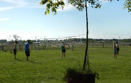 iniciarse al campamento, base, acampada, camping, acampar, camper, refugio, dormi, donde dormir,  caba&ntilde;a, hospedaje, donde hospedarse, hotel barato, ambiente, sala de maquinas, exclusivo, exclusividad, camping de lujo, glamping argentina, relax, relajarse, relajacion, siesta, tranquilidad, sosiego, estancia, pasto, aire, acondicionado, desayuno, mate en la cama, pileta, sombrilla, colchoneta inflable, fin de semana, week end, sabado, domingo, feriado, fin de semana largo, feriado puente, salida, parejas, turismo rural, viaje, viajecito escapada, viajeta, cerca, capital, pocos km, costa atlantica, autopista zona sur, lobos, ca&ntilde;uelas, san miguel del monte, uribelarrea, udaondo abott, campo, fogon, bolsa de dormir, linternas, mosquitero, pesca, paseos en globo, planeadores, alquiler cuatriciclos, cabalgatas, cabalgar, caballos, parque4x4, smata, maximo paz, vicente casares, ezeiza, horno de barro, asado, amigos, familia, chicos chicos, peque&ntilde;os, primera experiencia, naturaleza, verde, salir a pescar, hacer un fueguito, leer un libro, tranquilo, hamaca, paraguaya, siesta en los arboles, pastos altos, fogon, parrilla, disco de arado, deportes aventura, escapar de la rutina, quincho, juegos para chicos, escaladores, atardecer, niebla, abierto todo el a&ntilde;o, atendido por sus due&ntilde;os, ropa de cama, frazadas, mangrullo, reposeras, pic-nic, pic nic, campestre, atardecer, pajaros, chacra, las primorosas, chacras del alba, termas del salado, esculturas al aire libre, sala de maquinas, parque 4x4 conduccion defensiva, 4x4 y atv cuatris bosques, pasar el dia, dia de campo, 