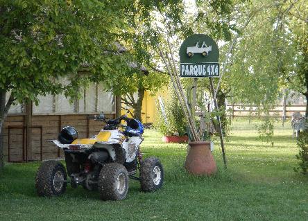 iniciarse al campamento, base, acampada, camping, acampar, camper, refugio, dormi, donde dormir,  caba&ntilde;a, hospedaje, donde hospedarse, hotel barato, ambiente, sala de maquinas, exclusivo, exclusividad, camping de lujo, glamping argentina, relax, relajarse, relajacion, siesta, tranquilidad, sosiego, estancia, pasto, aire, acondicionado, desayuno, mate en la cama, pileta, sombrilla, colchoneta inflable, fin de semana, week end, sabado, domingo, feriado, fin de semana largo, feriado puente, salida, parejas, turismo rural, viaje, viajecito escapada, viajeta, cerca, capital, pocos km, costa atlantica, autopista zona sur, lobos, ca&ntilde;uelas, san miguel del monte, uribelarrea, udaondo abott, campo, fogon, bolsa de dormir, linternas, mosquitero, pesca, paseos en globo, planeadores, alquiler cuatriciclos, cabalgatas, cabalgar, caballos, parque4x4, smata, maximo paz, vicente casares, ezeiza, horno de barro, asado, amigos, familia, chicos chicos, peque&ntilde;os, primera experiencia, naturaleza, verde, salir a pescar, hacer un fueguito, leer un libro, tranquilo, hamaca, paraguaya, siesta en los arboles, pastos altos, fogon, parrilla, disco de arado, deportes aventura, escapar de la rutina, quincho, juegos para chicos, escaladores, atardecer, niebla, abierto todo el a&ntilde;o, atendido por sus due&ntilde;os, ropa de cama, frazadas, mangrullo, reposeras, pic-nic, pic nic, campestre, atardecer, pajaros, chacra, las primorosas, chacras del alba, termas del salado, esculturas al aire libre, sala de maquinas, parque 4x4 conduccion defensiva, 4x4 y atv cuatris bosques, pasar el dia, dia de campo, 