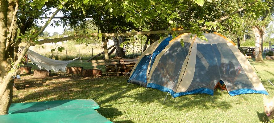 iniciarse al campamento, base, acampada, camping, acampar, camper, refugio, dormi, donde dormir,  caba&ntilde;a, hospedaje, donde hospedarse, hotel barato, ambiente, sala de maquinas, exclusivo, exclusividad, camping de lujo, glamping argentina, relax, relajarse, relajacion, siesta, tranquilidad, sosiego, estancia, pasto, aire, acondicionado, desayuno, mate en la cama, pileta, sombrilla, colchoneta inflable, fin de semana, week end, sabado, domingo, feriado, fin de semana largo, feriado puente, salida, parejas, turismo rural, viaje, viajecito escapada, viajeta, cerca, capital, pocos km, costa atlantica, autopista zona sur, lobos, ca&ntilde;uelas, san miguel del monte, uribelarrea, udaondo abott, campo, fogon, bolsa de dormir, linternas, mosquitero, pesca, paseos en globo, planeadores, alquiler cuatriciclos, cabalgatas, cabalgar, caballos, parque4x4, smata, maximo paz, vicente casares, ezeiza, horno de barro, asado, amigos, familia, chicos chicos, peque&ntilde;os, primera experiencia, naturaleza, verde, salir a pescar, hacer un fueguito, leer un libro, tranquilo, hamaca, paraguaya, siesta en los arboles, pastos altos, fogon, parrilla, disco de arado, deportes aventura, escapar de la rutina, quincho, juegos para chicos, escaladores, atardecer, niebla, abierto todo el a&ntilde;o, atendido por sus due&ntilde;os, ropa de cama, frazadas, mangrullo, reposeras, pic-nic, pic nic, campestre, atardecer, pajaros, chacra, las primorosas, chacras del alba, termas del salado, esculturas al aire libre, sala de maquinas, parque 4x4 conduccion defensiva, 4x4 y atv cuatris bosques, pasar el dia, dia de campo, 