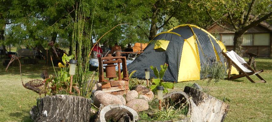 iniciarse al campamento, base, acampada, camping, acampar, camper, refugio, dormi, donde dormir,  caba&ntilde;a, hospedaje, donde hospedarse, hotel barato, ambiente, sala de maquinas, exclusivo, exclusividad, camping de lujo, glamping argentina, relax, relajarse, relajacion, siesta, tranquilidad, sosiego, estancia, pasto, aire, acondicionado, desayuno, mate en la cama, pileta, sombrilla, colchoneta inflable, fin de semana, week end, sabado, domingo, feriado, fin de semana largo, feriado puente, salida, parejas, turismo rural, viaje, viajecito escapada, viajeta, cerca, capital, pocos km, costa atlantica, autopista zona sur, lobos, ca&ntilde;uelas, san miguel del monte, uribelarrea, udaondo abott, campo, fogon, bolsa de dormir, linternas, mosquitero, pesca, paseos en globo, planeadores, alquiler cuatriciclos, cabalgatas, cabalgar, caballos, parque4x4, smata, maximo paz, vicente casares, ezeiza, horno de barro, asado, amigos, familia, chicos chicos, peque&ntilde;os, primera experiencia, naturaleza, verde, salir a pescar, hacer un fueguito, leer un libro, tranquilo, hamaca, paraguaya, siesta en los arboles, pastos altos, fogon, parrilla, disco de arado, deportes aventura, escapar de la rutina, quincho, juegos para chicos, escaladores, atardecer, niebla, abierto todo el a&ntilde;o, atendido por sus due&ntilde;os, ropa de cama, frazadas, mangrullo, reposeras, pic-nic, pic nic, campestre, atardecer, pajaros, chacra, las primorosas, chacras del alba, termas del salado, esculturas al aire libre, sala de maquinas, parque 4x4 conduccion defensiva, 4x4 y atv cuatris bosques, pasar el dia, dia de campo, 