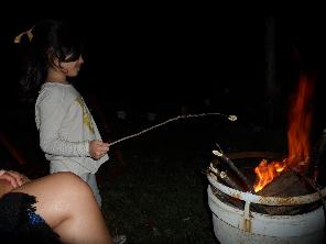 iniciarse al campamento, base, acampada, camping, acampar, camper, refugio, dormi, donde dormir,  caba&ntilde;a, hospedaje, donde hospedarse, hotel barato, ambiente, sala de maquinas, exclusivo, exclusividad, camping de lujo, glamping argentina, relax, relajarse, relajacion, siesta, tranquilidad, sosiego, estancia, pasto, aire, acondicionado, desayuno, mate en la cama, pileta, sombrilla, colchoneta inflable, fin de semana, week end, sabado, domingo, feriado, fin de semana largo, feriado puente, salida, parejas, turismo rural, viaje, viajecito escapada, viajeta, cerca, capital, pocos km, costa atlantica, autopista zona sur, lobos, ca&ntilde;uelas, san miguel del monte, uribelarrea, udaondo abott, campo, fogon, bolsa de dormir, linternas, mosquitero, pesca, paseos en globo, planeadores, alquiler cuatriciclos, cabalgatas, cabalgar, caballos, parque4x4, smata, maximo paz, vicente casares, ezeiza, horno de barro, asado, amigos, familia, chicos chicos, peque&ntilde;os, primera experiencia, naturaleza, verde, salir a pescar, hacer un fueguito, leer un libro, tranquilo, hamaca, paraguaya, siesta en los arboles, pastos altos, fogon, parrilla, disco de arado, deportes aventura, escapar de la rutina, quincho, juegos para chicos, escaladores, atardecer, niebla, abierto todo el a&ntilde;o, atendido por sus due&ntilde;os, ropa de cama, frazadas, mangrullo, reposeras, pic-nic, pic nic, campestre, atardecer, pajaros, chacra, las primorosas, chacras del alba, termas del salado, esculturas al aire libre, sala de maquinas, parque 4x4 conduccion defensiva, 4x4 y atv cuatris bosques, pasar el dia, dia de campo, 