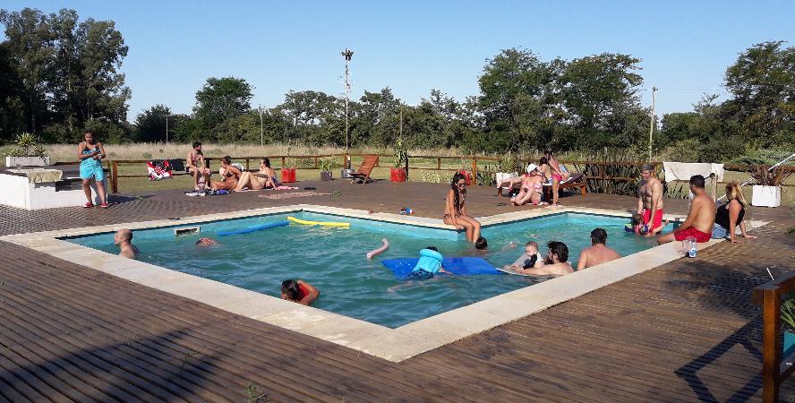 iniciarse al campamento, base, acampada, camping, acampar, camper, refugio, dormi, donde dormir,  caba&ntilde;a, hospedaje, donde hospedarse, hotel barato, ambiente, sala de maquinas, exclusivo, exclusividad, camping de lujo, glamping argentina, relax, relajarse, relajacion, siesta, tranquilidad, sosiego, estancia, pasto, aire, acondicionado, desayuno, mate en la cama, pileta, sombrilla, colchoneta inflable, fin de semana, week end, sabado, domingo, feriado, fin de semana largo, feriado puente, salida, parejas, turismo rural, viaje, viajecito escapada, viajeta, cerca, capital, pocos km, costa atlantica, autopista zona sur, lobos, ca&ntilde;uelas, san miguel del monte, uribelarrea, udaondo abott, campo, fogon, bolsa de dormir, linternas, mosquitero, pesca, paseos en globo, planeadores, alquiler cuatriciclos, cabalgatas, cabalgar, caballos, parque4x4, smata, maximo paz, vicente casares, ezeiza, horno de barro, asado, amigos, familia, chicos chicos, peque&ntilde;os, primera experiencia, naturaleza, verde, salir a pescar, hacer un fueguito, leer un libro, tranquilo, hamaca, paraguaya, siesta en los arboles, pastos altos, fogon, parrilla, disco de arado, deportes aventura, escapar de la rutina, quincho, juegos para chicos, escaladores, atardecer, niebla, abierto todo el a&ntilde;o, atendido por sus due&ntilde;os, ropa de cama, frazadas, mangrullo, reposeras, pic-nic, pic nic, campestre, atardecer, pajaros, chacra, las primorosas, chacras del alba, termas del salado, esculturas al aire libre, sala de maquinas, parque 4x4 conduccion defensiva, 4x4 y atv cuatris bosques, pasar el dia, dia de campo, 