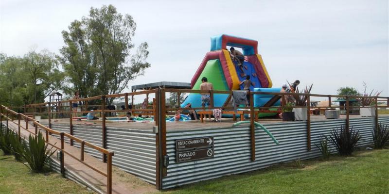 Campamento, ca&ntilde;uelas, acampar, escuelas, camping, educativo, grupo de chicos, salida educativa, exclusivo, fin de semana, pocos km, ezeiza, iniciarse al campamento, base, acampada, camping, acampar, cerca, capital, pocos km, lobos, ca&ntilde;uelas, san miguel del monte, uribelarrea, udaondo abott, campo, fogon, rustico, scouts, alquiler carpas, bolsa de dormir, linternas, parque4x4, smata, maximo paz, vicente casares, ezeiza, horno de barro, familia, chicos chicos, peque&ntilde;os, primera experiencia, naturaleza, verde, salir, arboleda, quincho cerrado, seguridad, iluminaci&oacute;n, fog&oacute;n, parrilla, deportes aventura, quincho, juegos para chicos, juegos trepadores, casa en el &aacute;rbol, escaladores, campestre, atardecer, la tranquera, general rodriguez, escuela de gimnasia, profesores, sevicios, viaje educativo, bosque, experiencia educativa, pileta, piscina, tobogan inflable, pelotero, mancha, deportes, cancha, futbol, voley, paseo nocturno, en caso de lluvia, transporte escolar, micro de alquiler, maestros de escuela, colegios, educaci&oacute;n privada, viaje fin de curso, experiencia campamentil, colonia escolar, educaci&oacute;n en el medio natural, Aula, Naturaleza, actividades f&iacute;sicas en el medio natural, educaci&oacute;n F&iacute;sica, educaci&oacute;n primaria, actividades f&iacute;sicas en la naturaleza, pre-campamento, colonia de vacaciones, vida en la naturaleza, tavien, pr&aacute;cticas en el medio natural; cuidado y preservaci&oacute;n del medio ambiente, interpretaci&oacute;n natural, campo privado, predio cerrado, integraci&oacute;n, sholem, intercolegial, torneo, campo aventua, barrancas, lujan, puente de sogas, caminata nocturna, entorno controlado, construir, refugios, laguna, juego, grupo, charlas, iglesias, retiro espiritual, catequesis, campamentos catolicos, proyecto campamento, arborismo, baradero, dormies, granja, contingente, alojamiento, interpretaci&oacute;n, mangrullo, plantas nativas, colonia suiza, programa educativo, san antonio de areco, los robles, campamento recreativo, armado de carpas, capilla del se&ntilde;or, excursiones de colegios, grupo scout.