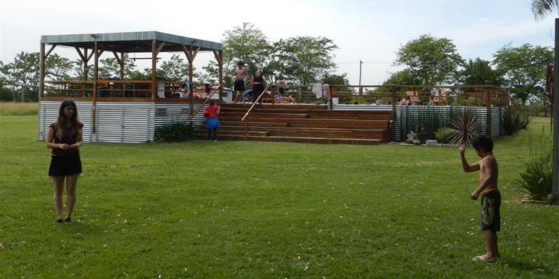 Campamento, ca&ntilde;uelas, acampar, escuelas, camping, educativo, grupo de chicos, salida educativa, exclusivo, fin de semana, pocos km, ezeiza, iniciarse al campamento, base, acampada, camping, acampar, cerca, capital, pocos km, lobos, ca&ntilde;uelas, san miguel del monte, uribelarrea, udaondo abott, campo, fogon, rustico, scouts, alquiler carpas, bolsa de dormir, linternas, parque4x4, smata, maximo paz, vicente casares, ezeiza, horno de barro, familia, chicos chicos, peque&ntilde;os, primera experiencia, naturaleza, verde, salir, arboleda, quincho cerrado, seguridad, iluminaci&oacute;n, fog&oacute;n, parrilla, deportes aventura, quincho, juegos para chicos, juegos trepadores, casa en el &aacute;rbol, escaladores, campestre, atardecer, la tranquera, general rodriguez, escuela de gimnasia, profesores, sevicios, viaje educativo, bosque, experiencia educativa, pileta, piscina, tobogan inflable, pelotero, mancha, deportes, cancha, futbol, voley, paseo nocturno, en caso de lluvia, transporte escolar, micro de alquiler, maestros de escuela, colegios, educaci&oacute;n privada, viaje fin de curso, experiencia campamentil, colonia escolar, educaci&oacute;n en el medio natural, Aula, Naturaleza, actividades f&iacute;sicas en el medio natural, educaci&oacute;n F&iacute;sica, educaci&oacute;n primaria, actividades f&iacute;sicas en la naturaleza, pre-campamento, colonia de vacaciones, vida en la naturaleza, tavien, pr&aacute;cticas en el medio natural; cuidado y preservaci&oacute;n del medio ambiente, interpretaci&oacute;n natural, campo privado, predio cerrado, integraci&oacute;n, sholem, intercolegial, torneo, campo aventua, barrancas, lujan, puente de sogas, caminata nocturna, entorno controlado, construir, refugios, laguna, juego, grupo, charlas, iglesias, retiro espiritual, catequesis, campamentos catolicos, proyecto campamento, arborismo, baradero, dormies, granja, contingente, alojamiento, interpretaci&oacute;n, mangrullo, plantas nativas, colonia suiza, programa educativo, san antonio de areco, los robles, campamento recreativo, armado de carpas, capilla del se&ntilde;or, excursiones de colegios, grupo scout.