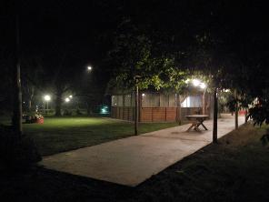 iniciarse al campamento, base, acampada, camping, acampar, camper, refugio, dormi, donde dormir,  caba&ntilde;a, hospedaje, donde hospedarse, hotel barato, ambiente, sala de maquinas, exclusivo, exclusividad, camping de lujo, glamping argentina, relax, relajarse, relajacion, siesta, tranquilidad, sosiego, estancia, pasto, aire, acondicionado, desayuno, mate en la cama, pileta, sombrilla, colchoneta inflable, fin de semana, week end, sabado, domingo, feriado, fin de semana largo, feriado puente, salida, parejas, turismo rural, viaje, viajecito escapada, viajeta, cerca, capital, pocos km, costa atlantica, autopista zona sur, lobos, ca&ntilde;uelas, san miguel del monte, uribelarrea, udaondo abott, campo, fogon, bolsa de dormir, linternas, mosquitero, pesca, paseos en globo, planeadores, alquiler cuatriciclos, cabalgatas, cabalgar, caballos, parque4x4, smata, maximo paz, vicente casares, ezeiza, horno de barro, asado, amigos, familia, chicos chicos, peque&ntilde;os, primera experiencia, naturaleza, verde, salir a pescar, hacer un fueguito, leer un libro, tranquilo, hamaca, paraguaya, siesta en los arboles, pastos altos, fogon, parrilla, disco de arado, deportes aventura, escapar de la rutina, quincho, juegos para chicos, escaladores, atardecer, niebla, abierto todo el a&ntilde;o, atendido por sus due&ntilde;os, ropa de cama, frazadas, mangrullo, reposeras, pic-nic, pic nic, campestre, atardecer, pajaros, chacra, las primorosas, chacras del alba, termas del salado, esculturas al aire libre, sala de maquinas, parque 4x4 conduccion defensiva, 4x4 y atv cuatris bosques, pasar el dia, dia de campo, 