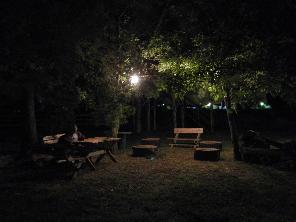 iniciarse al campamento, base, acampada, camping, acampar, camper, refugio, dormi, donde dormir,  caba&ntilde;a, hospedaje, donde hospedarse, hotel barato, ambiente, sala de maquinas, exclusivo, exclusividad, camping de lujo, glamping argentina, relax, relajarse, relajacion, siesta, tranquilidad, sosiego, estancia, pasto, aire, acondicionado, desayuno, mate en la cama, pileta, sombrilla, colchoneta inflable, fin de semana, week end, sabado, domingo, feriado, fin de semana largo, feriado puente, salida, parejas, turismo rural, viaje, viajecito escapada, viajeta, cerca, capital, pocos km, costa atlantica, autopista zona sur, lobos, ca&ntilde;uelas, san miguel del monte, uribelarrea, udaondo abott, campo, fogon, bolsa de dormir, linternas, mosquitero, pesca, paseos en globo, planeadores, alquiler cuatriciclos, cabalgatas, cabalgar, caballos, parque4x4, smata, maximo paz, vicente casares, ezeiza, horno de barro, asado, amigos, familia, chicos chicos, peque&ntilde;os, primera experiencia, naturaleza, verde, salir a pescar, hacer un fueguito, leer un libro, tranquilo, hamaca, paraguaya, siesta en los arboles, pastos altos, fogon, parrilla, disco de arado, deportes aventura, escapar de la rutina, quincho, juegos para chicos, escaladores, atardecer, niebla, abierto todo el a&ntilde;o, atendido por sus due&ntilde;os, ropa de cama, frazadas, mangrullo, reposeras, pic-nic, pic nic, campestre, atardecer, pajaros, chacra, las primorosas, chacras del alba, termas del salado, esculturas al aire libre, sala de maquinas, parque 4x4 conduccion defensiva, 4x4 y atv cuatris bosques, pasar el dia, dia de campo, 