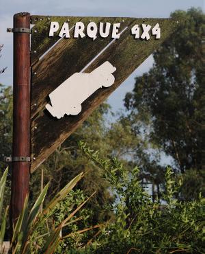 iniciarse al campamento, base, acampada, camping, acampar, camper, refugio, dormi, donde dormir,  caba&ntilde;a, hospedaje, donde hospedarse, hotel barato, ambiente, sala de maquinas, exclusivo, exclusividad, camping de lujo, glamping argentina, relax, relajarse, relajacion, siesta, tranquilidad, sosiego, estancia, pasto, aire, acondicionado, desayuno, mate en la cama, pileta, sombrilla, colchoneta inflable, fin de semana, week end, sabado, domingo, feriado, fin de semana largo, feriado puente, salida, parejas, turismo rural, viaje, viajecito escapada, viajeta, cerca, capital, pocos km, costa atlantica, autopista zona sur, lobos, ca&ntilde;uelas, san miguel del monte, uribelarrea, udaondo abott, campo, fogon, bolsa de dormir, linternas, mosquitero, pesca, paseos en globo, planeadores, alquiler cuatriciclos, cabalgatas, cabalgar, caballos, parque4x4, smata, maximo paz, vicente casares, ezeiza, horno de barro, asado, amigos, familia, chicos chicos, peque&ntilde;os, primera experiencia, naturaleza, verde, salir a pescar, hacer un fueguito, leer un libro, tranquilo, hamaca, paraguaya, siesta en los arboles, pastos altos, fogon, parrilla, disco de arado, deportes aventura, escapar de la rutina, quincho, juegos para chicos, escaladores, atardecer, niebla, abierto todo el a&ntilde;o, atendido por sus due&ntilde;os, ropa de cama, frazadas, mangrullo, reposeras, pic-nic, pic nic, campestre, atardecer, pajaros, chacra, las primorosas, chacras del alba, termas del salado, esculturas al aire libre, sala de maquinas, parque 4x4 conduccion defensiva, 4x4 y atv cuatris bosques 