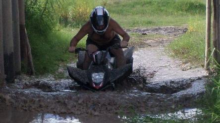 cuatriciclos, atv, cuatris, andar en cuatri, colectora autopista, utv, atv, sidebyside, polaris, canam, honda, gillera, g-force, donde andar en cuatri, circuito de enduro, motocross, moto, autopista, cantera, tosquera, seguridad, ba&ntilde;os, mecanica, reparacion de cuatri, quad, zanella, moto mx, millenium, campana, otamendi, practice track, benavidez, zona norte, zona sur, zona oeste, nogoya, las tejas, isla talavera, go pro, no profesional, cuatris para chicos, cuatri de 50cc, 90 cc, motocross, enduro, test road, mx, fmx, circuito, video, foro, comunidad mx, millennium 3, millennium otamendi, millennium benavidez, pista de cuatris, circuito de cuatriciclos, circuito ca&ntilde;uelas, ruta 3, atv park, amateur, circuito familia, cuatriciclo familiar, barro, piedras, donde barrear, stadium quadcross, chascomus, zarate, ezeiza, marcos parz, banshee, yamaha, grizzly, parrilleros, deportivo, buenos aires, parque4x4, camping con cuatri, sin locuras, parrillas, picnic, pic nic, cascos para cuatriciclos, ambiente familiar, pasar el d&iacute;a, fin de semana, sabado, domingo