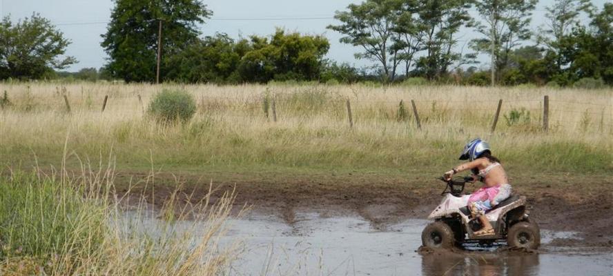 cuatriciclos, atv, cuatris, andar en cuatri, colectora autopista, utv, atv, sidebyside, polaris, canam, honda, gillera, g-force, donde andar en cuatri, circuito de enduro, motocross, moto, autopista, cantera, tosquera, seguridad, ba&ntilde;os, mecanica, reparacion de cuatri, quad, zanella, moto mx, millenium, campana, otamendi, practice track, benavidez, zona norte, zona sur, zona oeste, nogoya, las tejas, isla talavera, go pro, no profesional, cuatris para chicos, cuatri de 50cc, 90 cc, motocross, enduro, test road, mx, fmx, circuito, video, foro, comunidad mx, millennium 3, millennium otamendi, millennium benavidez, pista de cuatris, circuito de cuatriciclos, circuito ca&ntilde;uelas, ruta 3, atv park, amateur, circuito familia, cuatriciclo familiar, barro, piedras, donde barrear, stadium quadcross, chascomus, zarate, ezeiza, marcos parz, banshee, yamaha, grizzly, parrilleros, deportivo, buenos aires, parque4x4, camping con cuatri, sin locuras, parrillas, picnic, pic nic, cascos para cuatriciclos, ambiente familiar, pasar el d&iacute;a, fin de semana, sabado, domingo