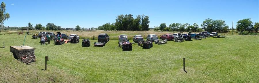 mangrullo quincho evento estancia campo cumplea&ntilde;os bautismo asado lechon fin de semana quinta alquiler salon mesas y sillas vajilla voley futbol juegos para chicos plaza blanda rustica