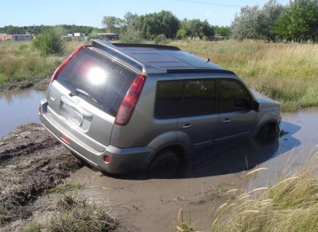 Ascenso y descenso, de rampas y terreno natural Inclinaciones laterales Conducci&oacute;n en arena Conducci&oacute;n en barro Paso de vadeo Trepada en roca Circulaci&oacute;n sobre piedras Trepada de escalera de durmientes Descuelgue de suspensi&oacute;n y funcionamiento de los sistemas de tracci&oacute;n Utilizaci&oacute;n en ascenso y descenso de los dispositivos de seguridad espec&iacute;ficos Demostraci&oacute;n de la transferencia de maza y su importancia       en la tracci&oacute;n T&eacute;cnicas de negociaci&oacute;n de los distintos tipos de obst&aacute;culos Maniobras de seguridad T&eacute;cnicas de rescate y uso correcto de todos los elementos espec&iacute;ficos Paso de Puentes Camel Conducci&oacute;n en m&eacute;danos Remplazo de neum&aacute;ticos sin ayuda de los elementos espec&iacute;ficos