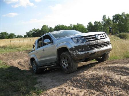 vw amarok arawak pilar nacho ignacio roviralta campana cardales waypoint 4x4 cardales4x4 buffet servicios geotrack frontera offroad elgarage 4x4 zonda 4x4 tierra negra waypoint4x4 bigtoys arb argentina disfrutar el d&iacute;a como ba&ntilde;os con duchas, servicios de bebidas, parrilla, mesas, sillas y sectores de reparo.