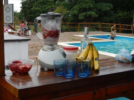 camping campamento jardin naturaleza pic nic aventura cuatriciclos pielta arquitectura bricolage avistaje de aves dia de campo fin de semana buena onda asado jardin de esculturas hierro reciclado animales de metal jardin de colibries salvias picaflor picaflores lagarto overo culebra jardin aves buenos aires observacion de aves rincon de la naturaleza ca&ntilde;uelas laguna pesca mojarras pescar con los chicos pesca con devolucion sembrar mojarras siempre construyendo parque4x4 parque 4x4 pasar el dia amigos cumplea&ntilde;os festejar cumple quinta campo quincho parrillas ba&ntilde;os accesibles duchas camping discapacitados  circuito pruebas sesion fotos campo test drive manejo prueba  siestodromo dormir la siesta fogon campamento fogon nocturno fogata  fuego  ronda tragos  en el deck pileta daikiri 