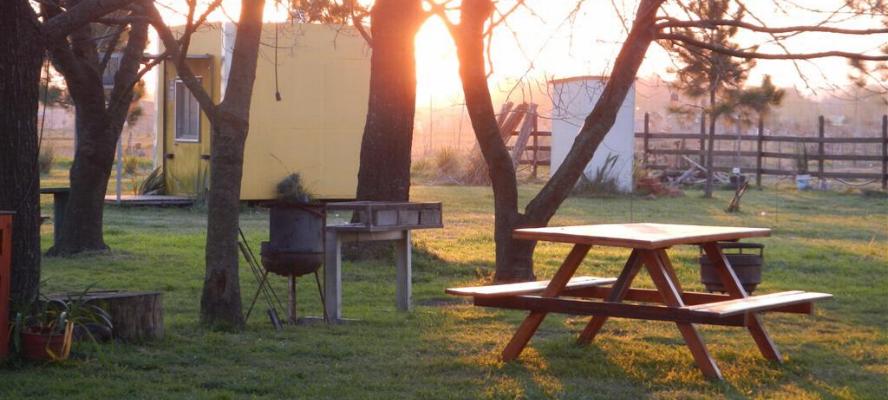 camping campamento jardin naturaleza pic nic aventura cuatriciclos pielta arquitectura bricolage avistaje de aves dia de campo fin de semana buena onda asado jardin de esculturas hierro reciclado animales de metal jardin de colibries salvias picaflor picaflores lagarto overo culebra jardin aves buenos aires observacion de aves rincon de la naturaleza ca&ntilde;uelas laguna pesca mojarras pescar con los chicos pesca con devolucion sembrar mojarras siempre construyendo parque4x4 parque 4x4 pasar el dia amigos cumplea&ntilde;os festejar cumple quinta campo quincho parrillas ba&ntilde;os accesibles duchas camping discapacitados  circuito pruebas sesion fotos campo test drive manejo prueba  siestodromo dormir la siesta fogon campamento fogon nocturno fogata  fuego  ronda