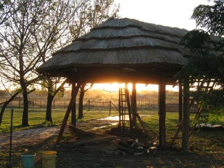 camping campamento jardin naturaleza pic nic aventura cuatriciclos pielta arquitectura bricolage avistaje de aves dia de campo fin de semana buena onda asado jardin de esculturas hierro reciclado animales de metal jardin de colibries salvias picaflor picaflores lagarto overo culebra jardin aves buenos aires observacion de aves rincon de la naturaleza ca&ntilde;uelas laguna pesca mojarras pescar con los chicos pesca con devolucion sembrar mojarras siempre construyendo parque4x4 parque 4x4 pasar el dia amigos cumplea&ntilde;os festejar cumple quinta campo quincho parrillas ba&ntilde;os accesibles duchas camping discapacitados 
