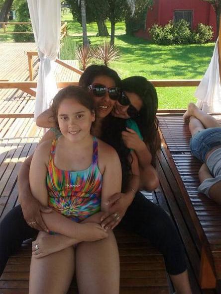 camping campamento jardin naturaleza pic nic aventura cuatriciclos pielta arquitectura bricolage avistaje de aves dia de campo fin de semana buena onda asado jardin de esculturas hierro reciclado animales de metal jardin de colibries salvias picaflor picaflores lagarto overo culebra jardin aves buenos aires observacion de aves rincon de la naturaleza ca&ntilde;uelas laguna pesca mojarras pescar con los chicos pesca con devolucion sembrar mojarras siempre construyendo parque4x4 parque 4x4 pasar el dia amigos cumplea&ntilde;os festejar cumple quinta campo quincho parrillas ba&ntilde;os accesibles duchas camping discapacitados  circuito pruebas sesion fotos campo test drive manejo prueba  siestodromo dormir la siesta fogon campamento nido pajaros aguilucho chimango cara cara tero huevos moteados serpiente vibora  iguana