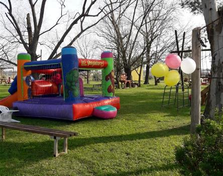 camping campamento jardin naturaleza pic nic aventura cuatriciclos pielta arquitectura bricolage avistaje de aves dia de campo fin de semana buena onda asado jardin de esculturas hierro reciclado animales de metal jardin de colibries salvias picaflor picaflores lagarto overo culebra jardin aves buenos aires observacion de aves rincon de la naturaleza ca&ntilde;uelas laguna pesca mojarras pescar con los chicos pesca con devolucion sembrar mojarras siempre construyendo parque4x4 parque 4x4 pasar el dia amigos cumplea&ntilde;os festejar cumple quinta campo quincho parrillas ba&ntilde;os accesibles duchas camping discapacitados  circuito pruebas sesion fotos campo test drive manejo prueba 