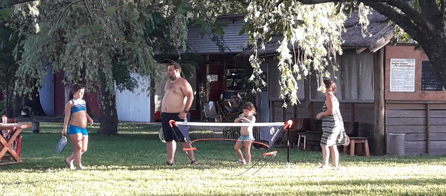 camping campamento jardin naturaleza pic nic aventura cuatriciclos pielta arquitectura bricolage avistaje de aves dia de campo fin de semana buena onda asado jardin de esculturas hierro reciclado animales de metal jardin de colibries salvias picaflor picaflores lagarto overo culebra jardin aves buenos aires observacion de aves rincon de la naturaleza ca&ntilde;uelas laguna pesca mojarras pescar con los chicos pesca con devolucion sembrar mojarras siempre construyendo parque4x4 parque 4x4 pasar el dia amigos cumplea&ntilde;os festejar cumple quinta campo quincho parrillas ba&ntilde;os accesibles duchas camping discapacitados 