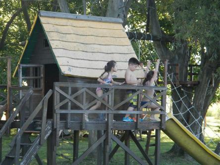 camping campamento jardin naturaleza pic nic aventura cuatriciclos pielta arquitectura bricolage avistaje de aves dia de campo fin de semana buena onda asado jardin de esculturas hierro reciclado animales de metal jardin de colibries salvias picaflor picaflores lagarto overo culebra jardin aves buenos aires observacion de aves rincon de la naturaleza ca&ntilde;uelas laguna pesca mojarras pescar con los chicos pesca con devolucion sembrar mojarras siempre construyendo parque4x4 parque 4x4 pasar el dia amigos cumplea&ntilde;os festejar cumple quinta campo quincho parrillas ba&ntilde;os accesibles duchas camping discapacitados 